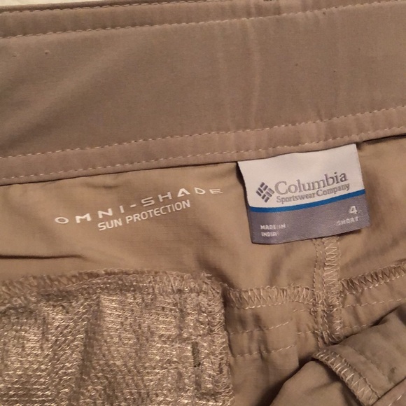 Columbia Omni Shade 2 in 1 pants / Bermuda shorts Bone color Size 4 short - Picture 3 of 15